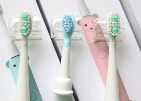 电动牙刷刷头怎么辨别好坏？评判刷头优劣的几大要素