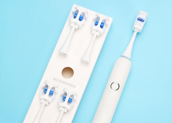 成人声波电动牙刷使用方法