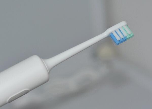 电动牙刷要用牙膏吗？电动牙刷使用常识科普