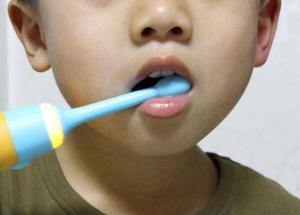 儿童可以用成人电动牙刷吗