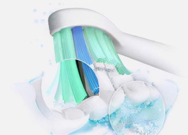 手动牙刷刷牙会造成什么危害？常见的几大手动牙刷弊端