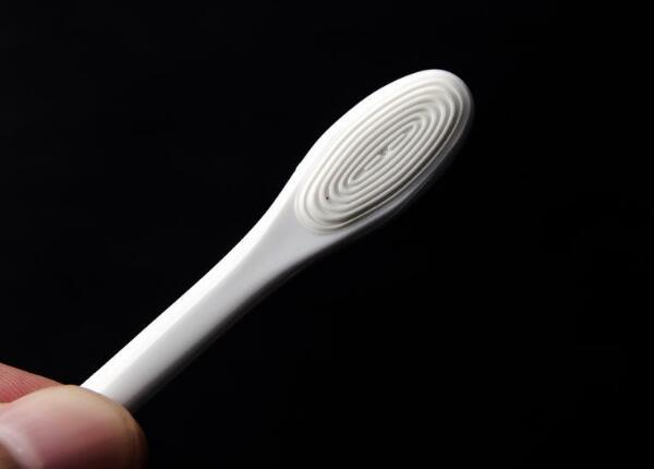 电动牙刷清洁器的几大用途
