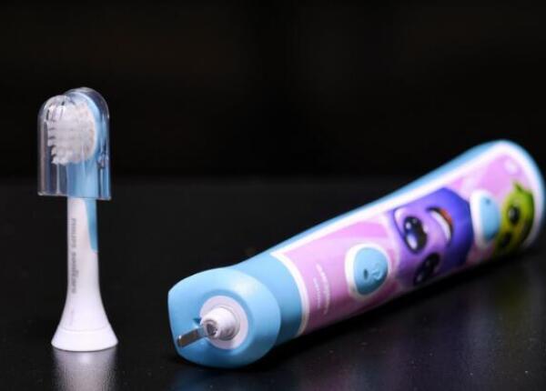 如何挑选高品质的儿童电动牙刷？儿童电动牙刷选购技巧分享